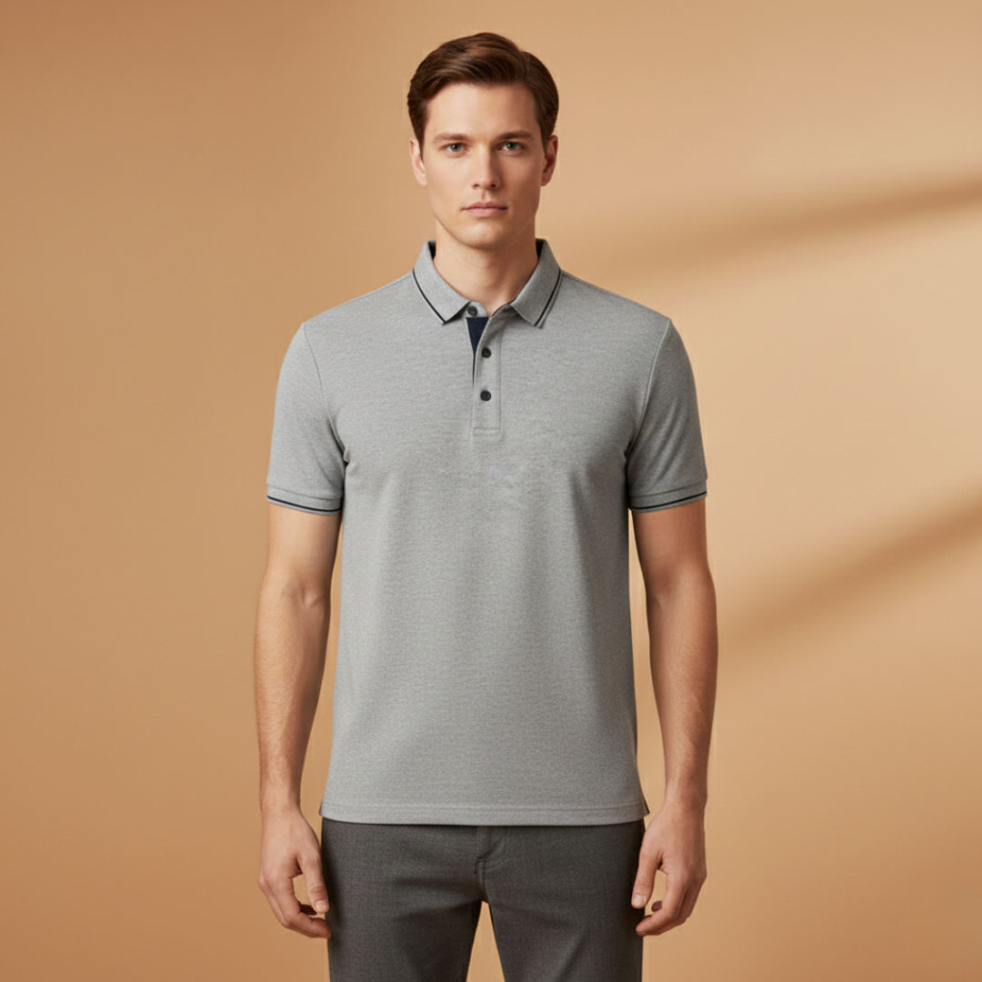 Men’s polo shirt with classic collar and piqué surface
