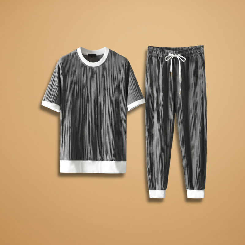 Set with Round-Neck and Jogging Pants
