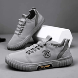 CLASSIC EVERYDAY SNEAKERS FOR MEN